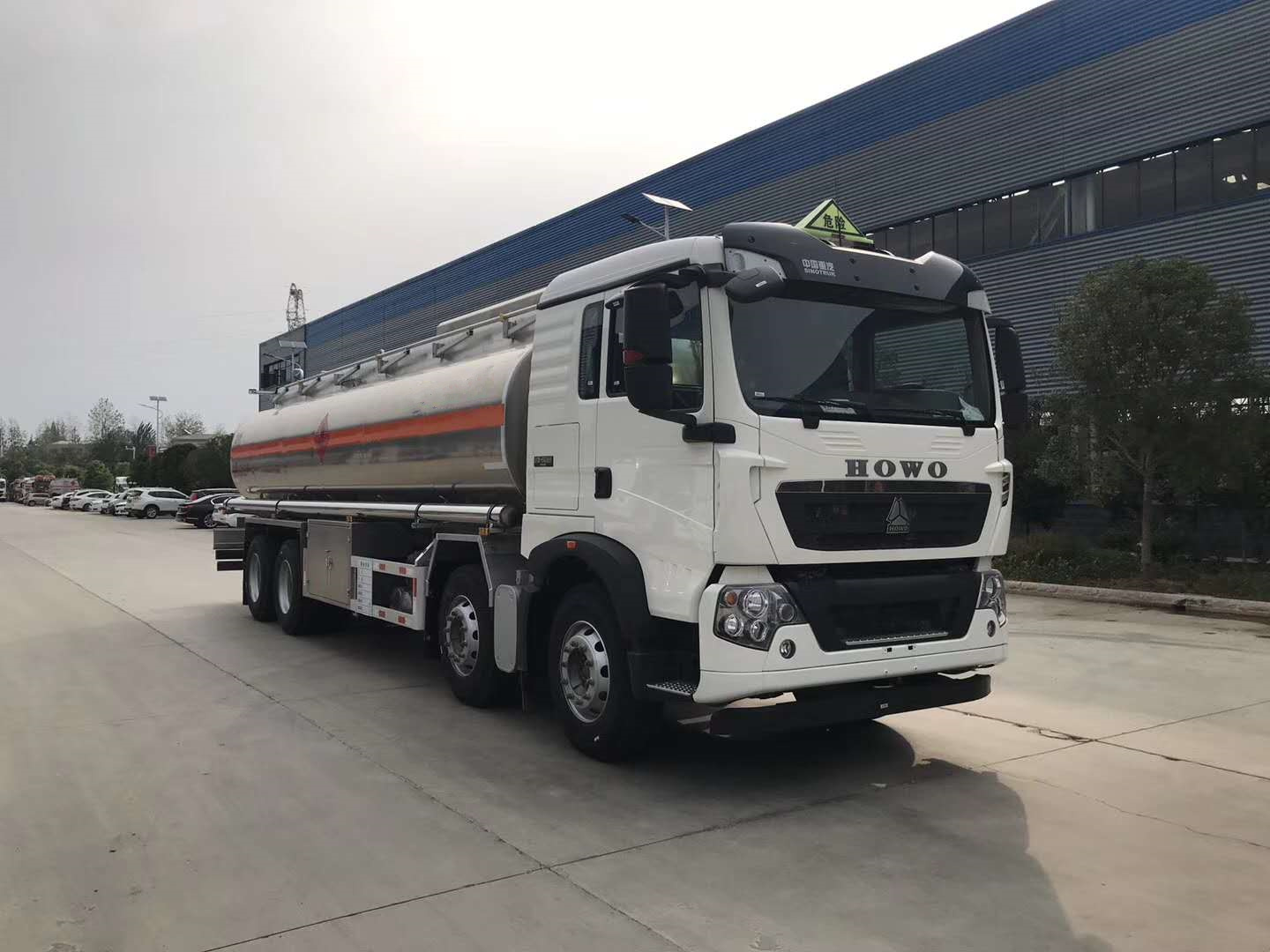 重汽铝合金运油车